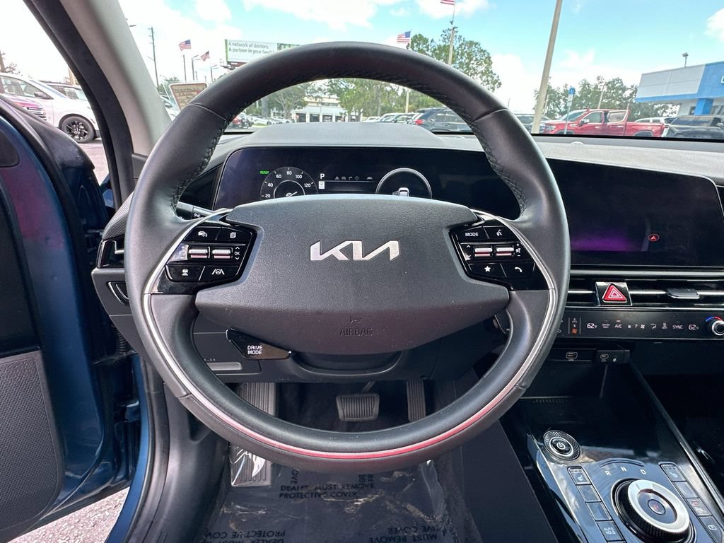 Used 2023 Kia Niro Wind FWD image 11