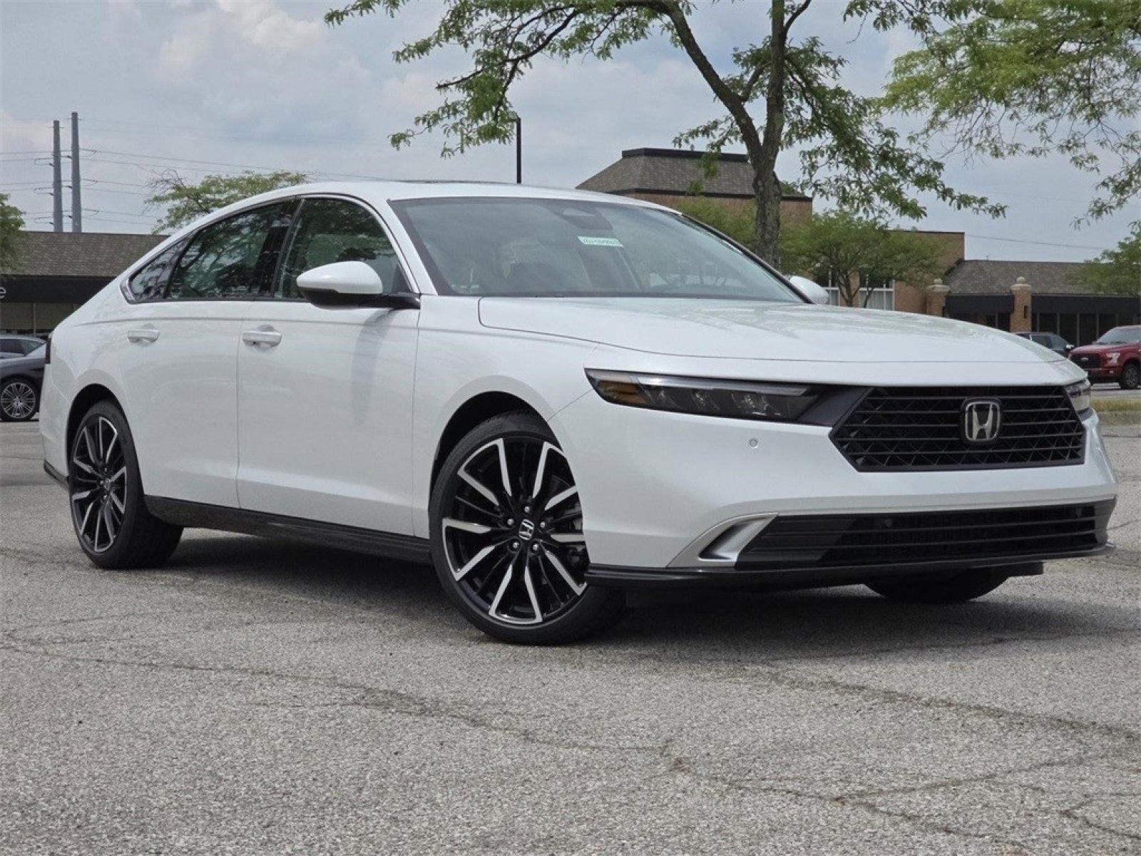 New 2025 Honda Accord Touring image 2