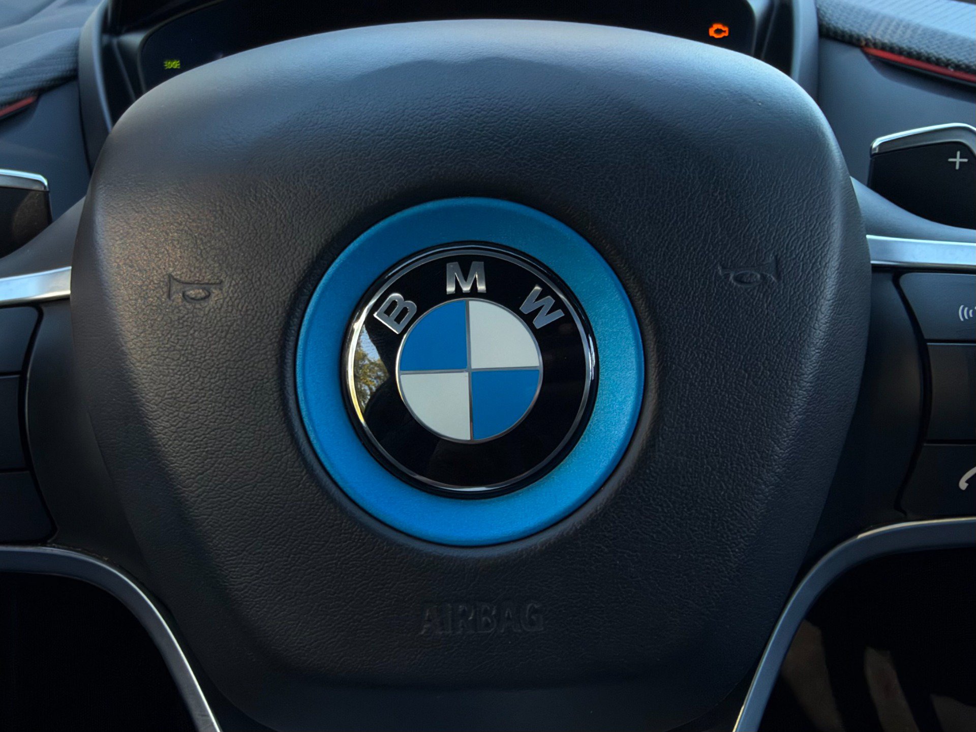 Used 2019 BMW i8 Roadster AWD/4WD image 36
