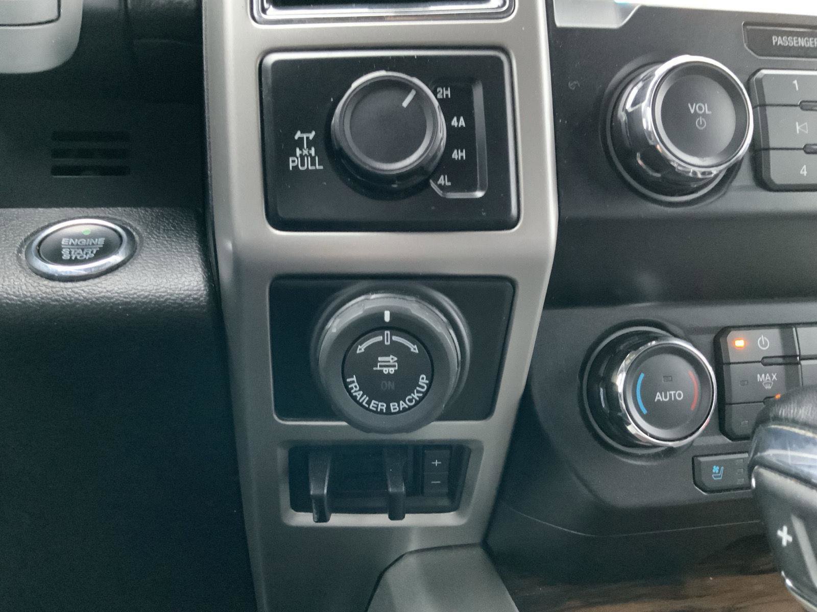 Used 2019 Ford F150 Lariat image 36