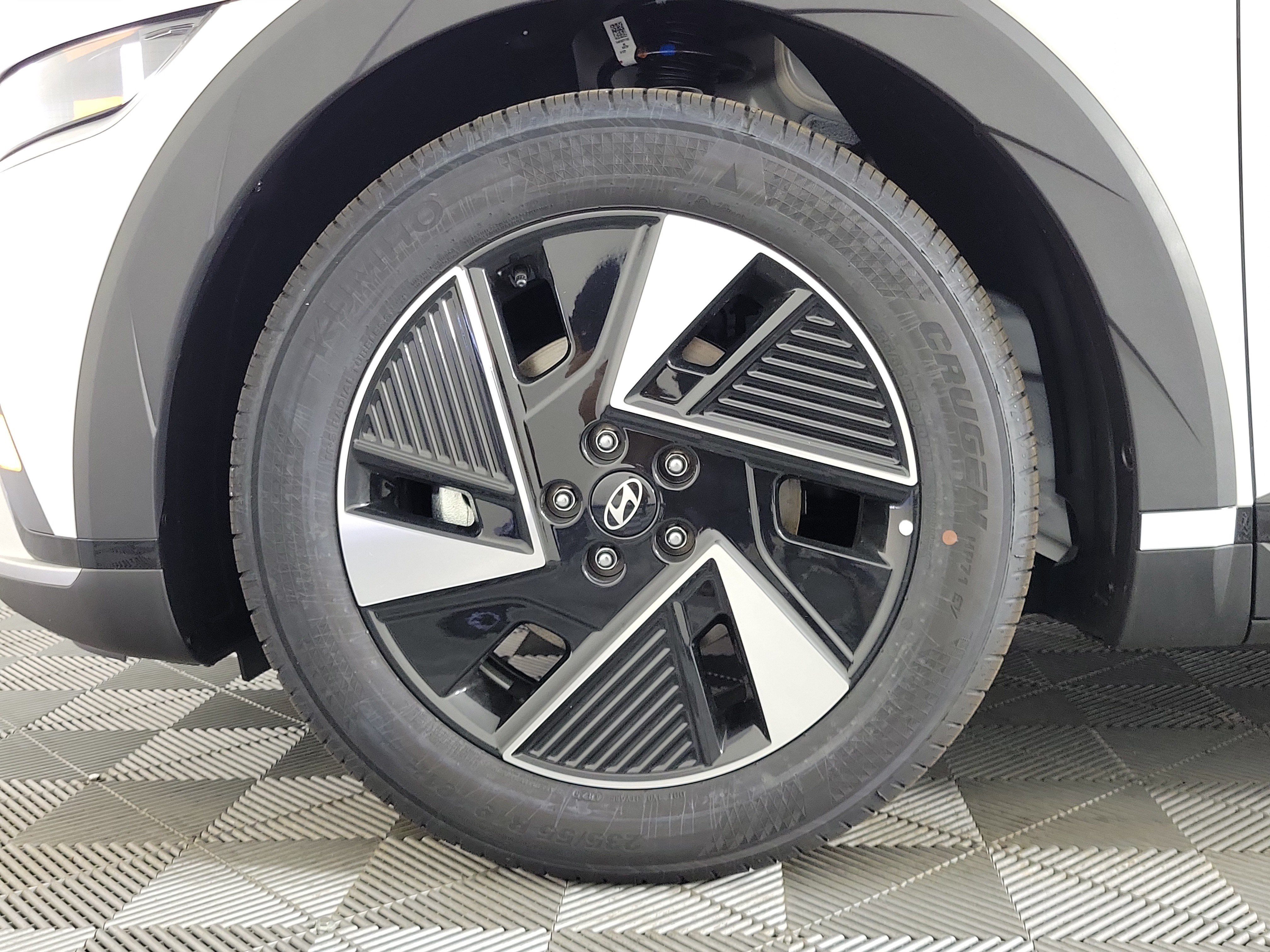 New 2026 Hyundai Ioniq 5 SEL AWD/4WD image 35