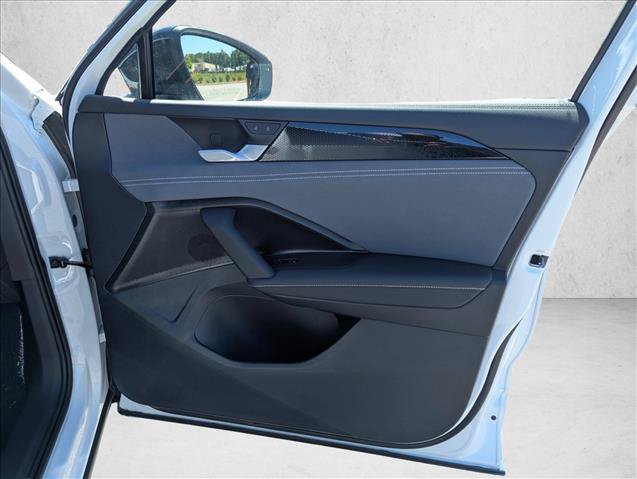 New 2026 Volkswagen Tiguan SE R-Line FWD image 26