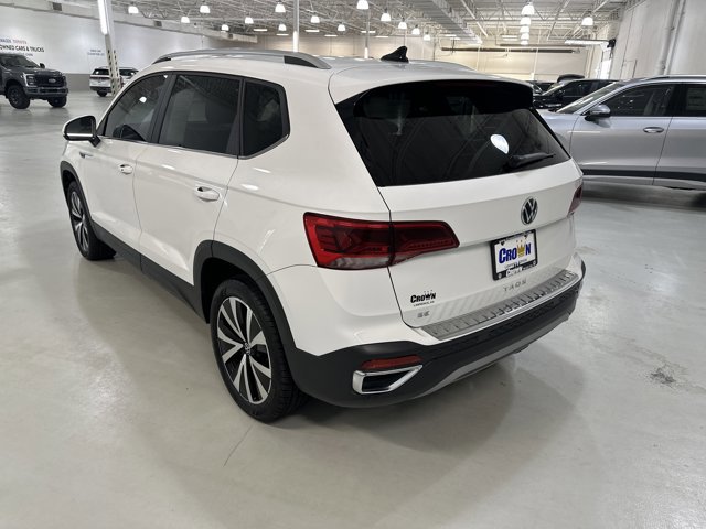 Certified 2023 Volkswagen Taos SE image 6