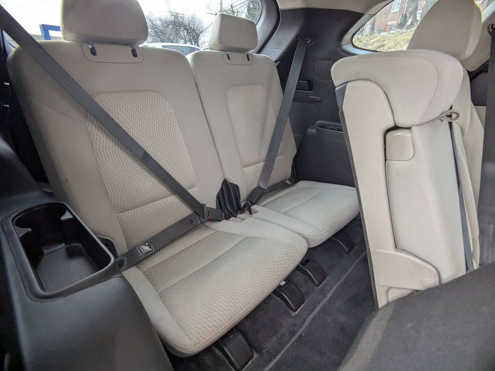Used 2019 Hyundai Santa Fe XL SE FWD image 13