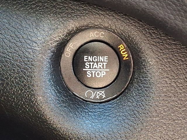 Used 2021 Jeep Cherokee Latitude Plus image 28