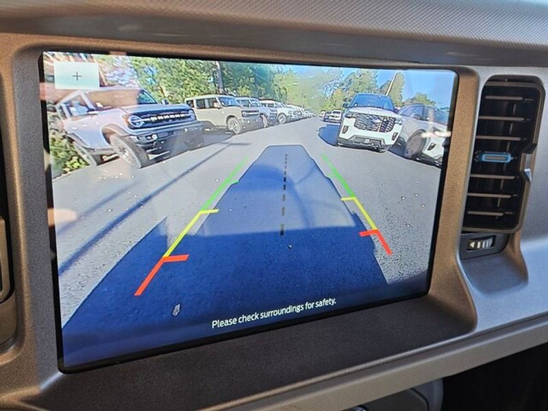 Used 2024 Ford Bronco Black Diamond image 24