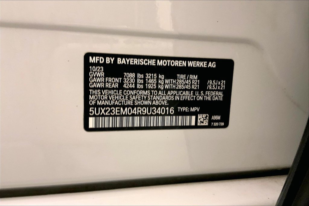 Certified 2024 BMW X7 xDrive40i w/ Premium Package AWD/4WD image 32