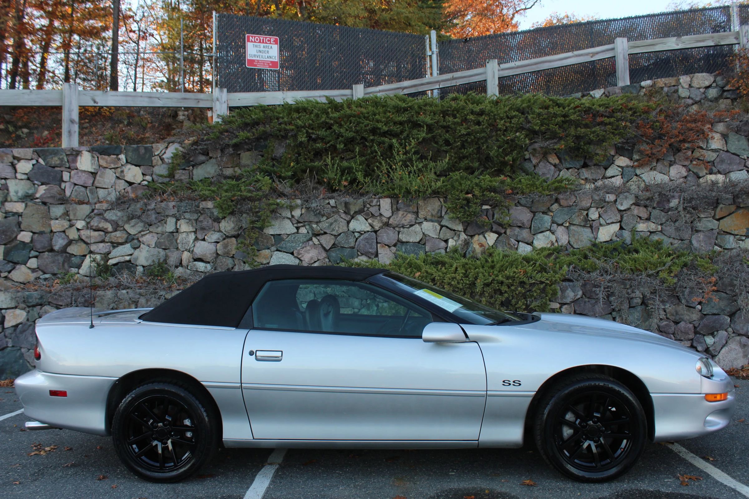 Used 2000 Chevrolet Camaro Z28 w/ SS Performance/Appearance Pkg image 5