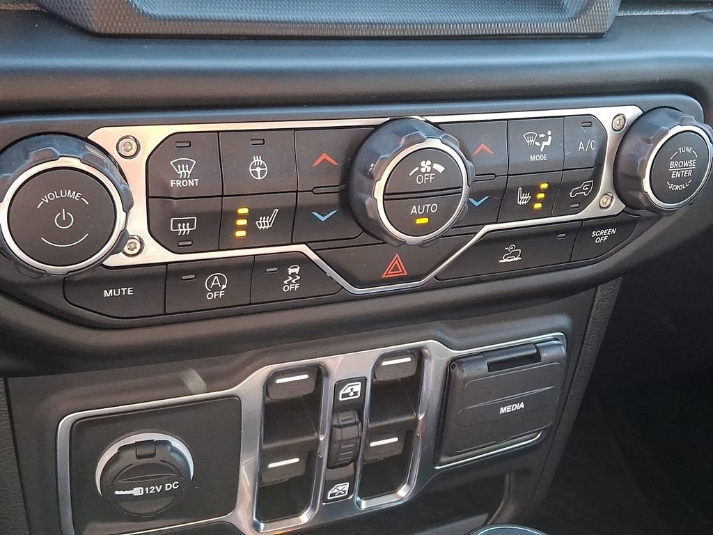 Used 2023 Jeep Wrangler Sahara w/ LED Lighting Group image 16