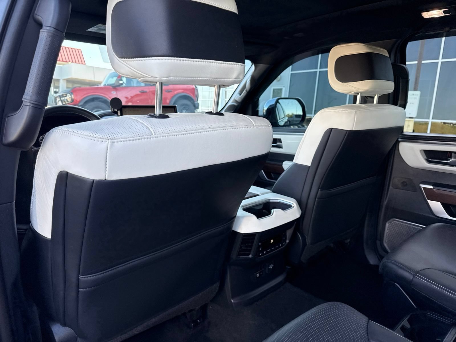 Used 2024 Toyota Sequoia Capstone AWD/4WD image 15