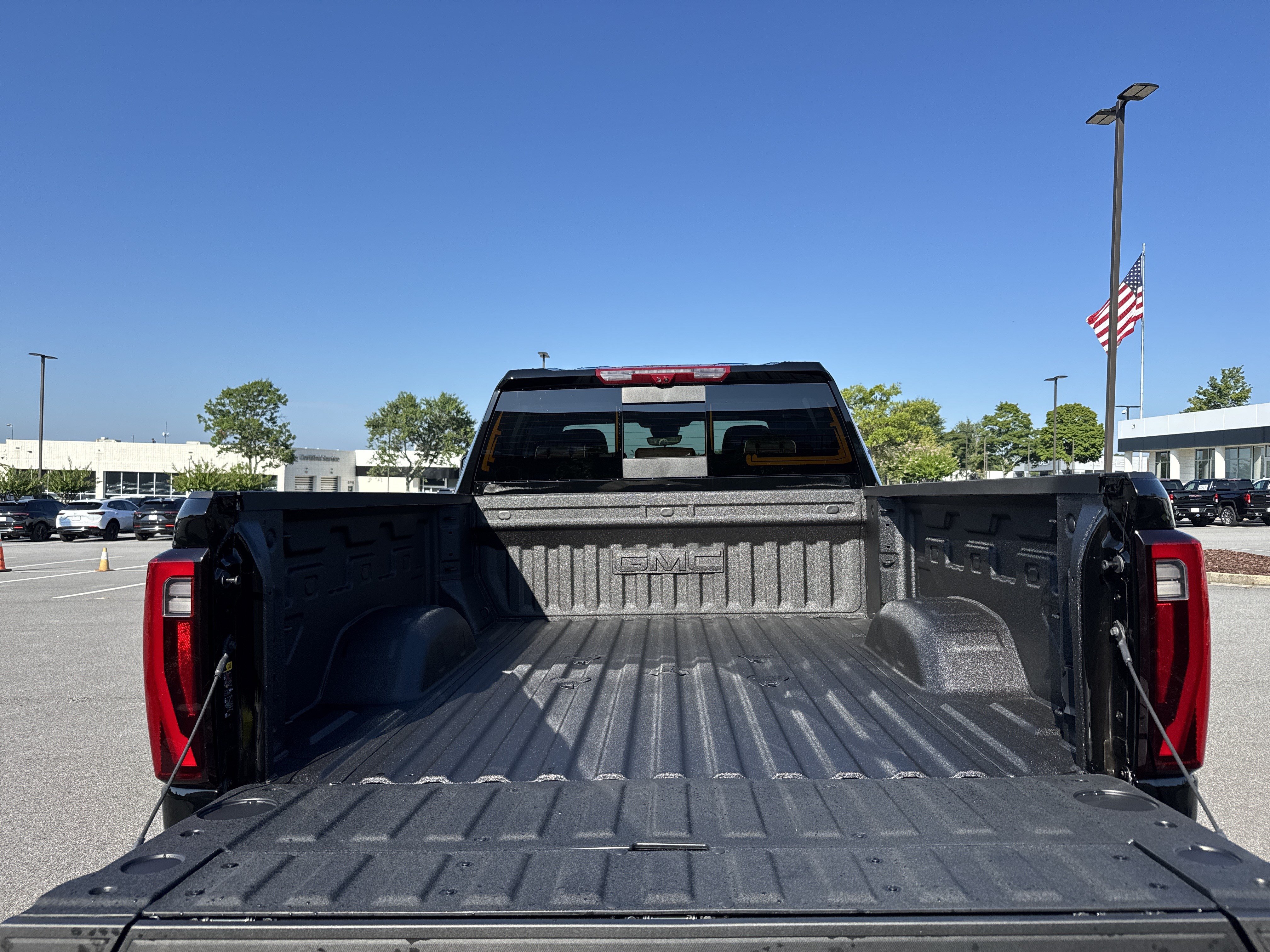 New 2026 GMC Sierra 2500 Denali Ultimate AWD/4WD image 33