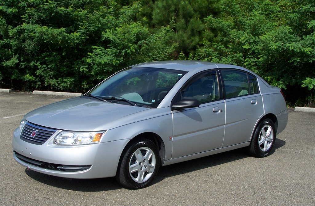 Used 2006 Saturn ION Level 2 FWD image 3
