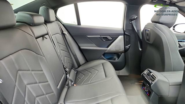 Used 2026 BMW i5 eDrive40 image 25