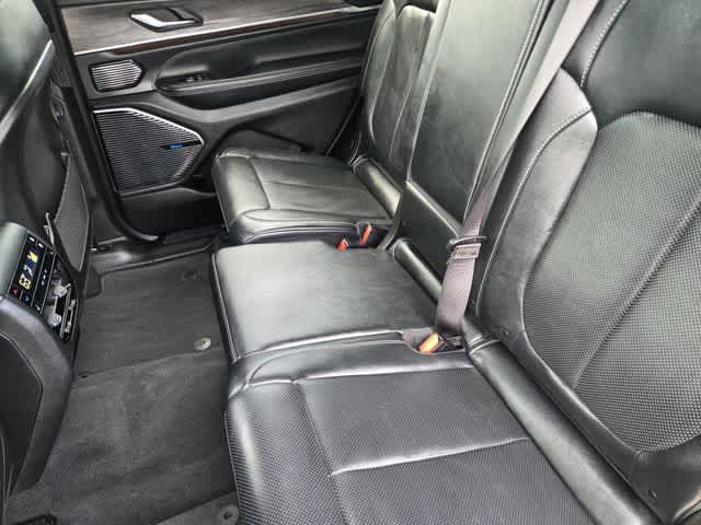 Used 2022 Jeep Grand Cherokee L Overland AWD/4WD image 13