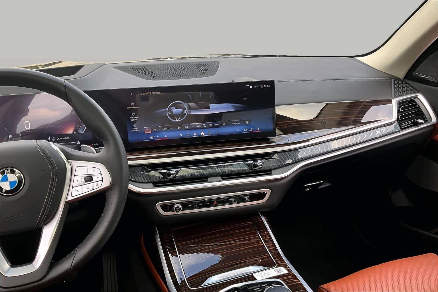 Used 2026 BMW X7 xDrive40i w/ Premium Package AWD/4WD image 6