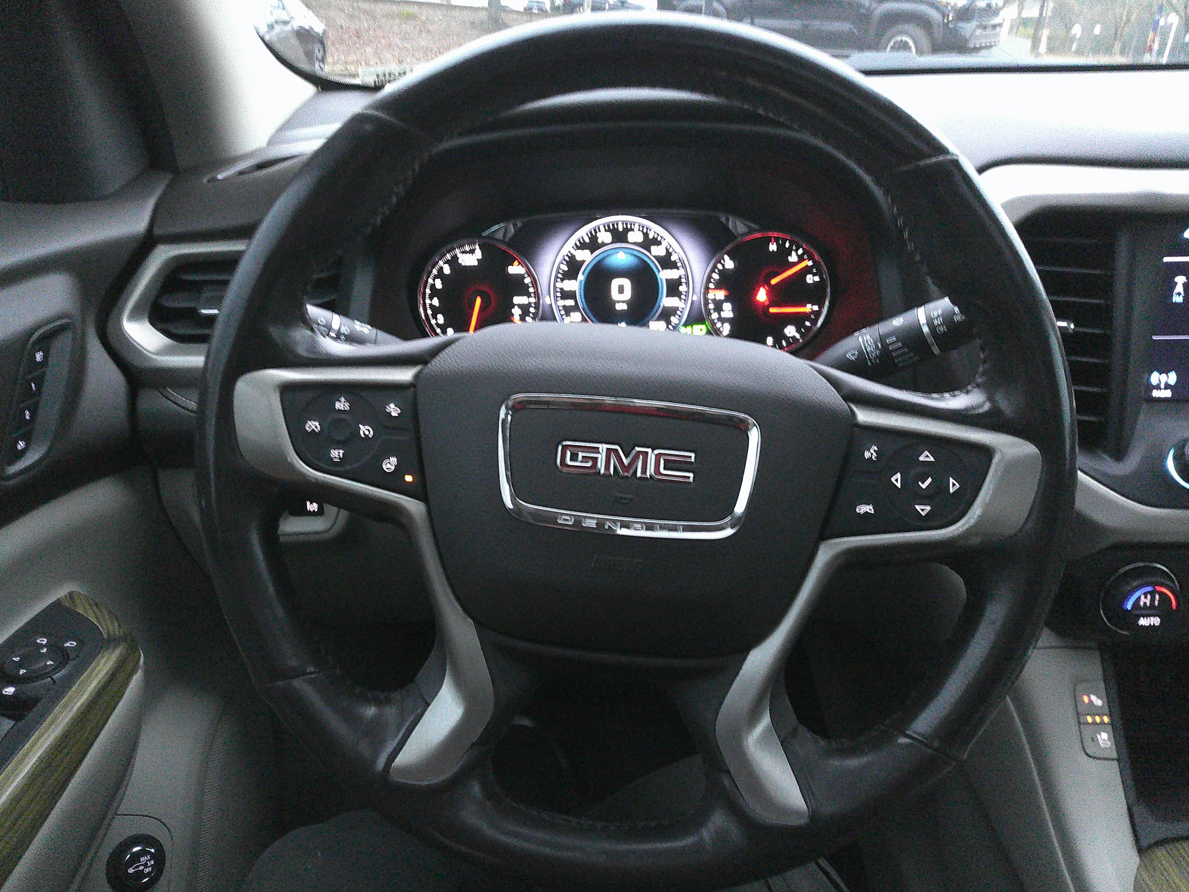 Used 2019 GMC Acadia Denali w/ Technology Package image 19