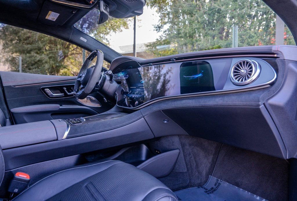 Used 2023 Mercedes-Benz EQS AMG 4MATIC image 23
