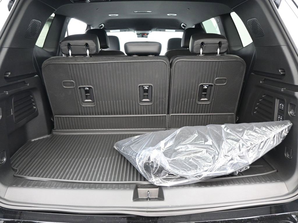 New 2026 Buick Enclave Sport Touring w/ Power Package image 18