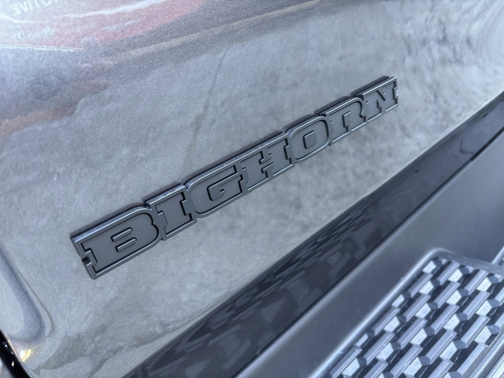 New 2026 RAM 1500 4x4 Crew Cab image 11