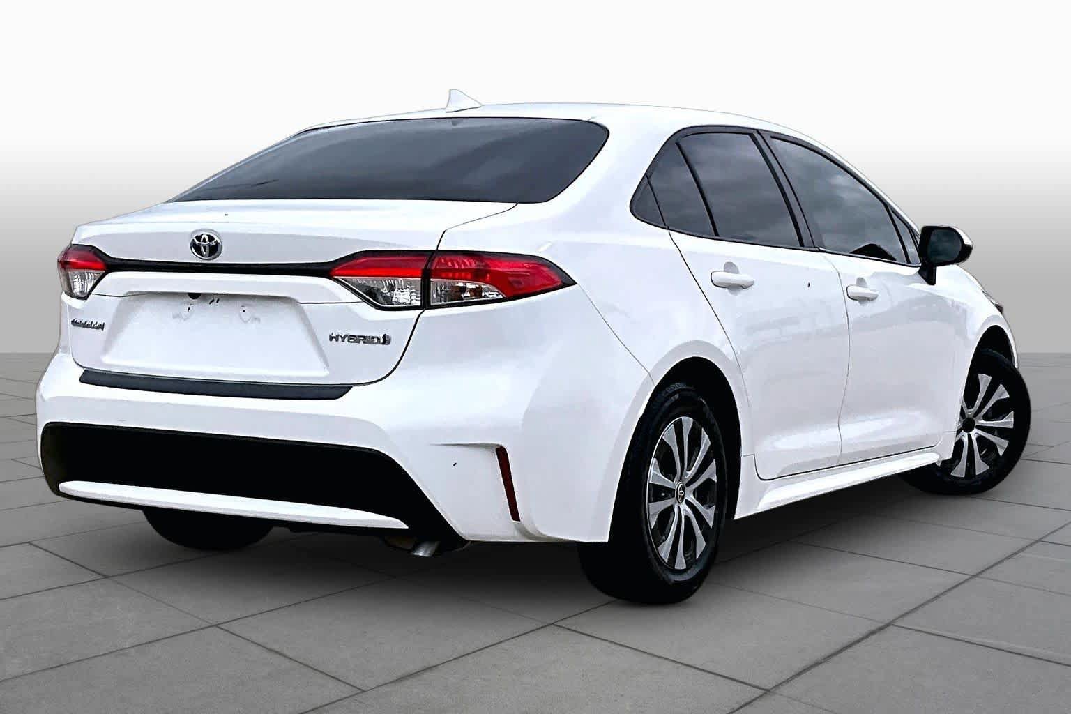 Certified 2022 Toyota Corolla LE FWD image 13