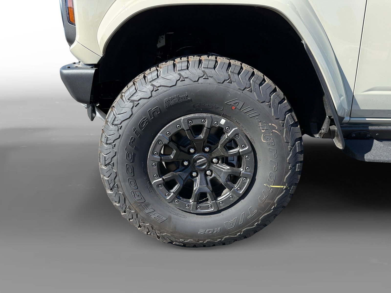 New 2025 Ford Bronco Raptor image 9