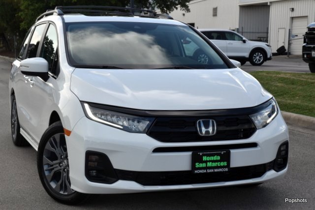 New 2026 Honda Odyssey Touring image 2