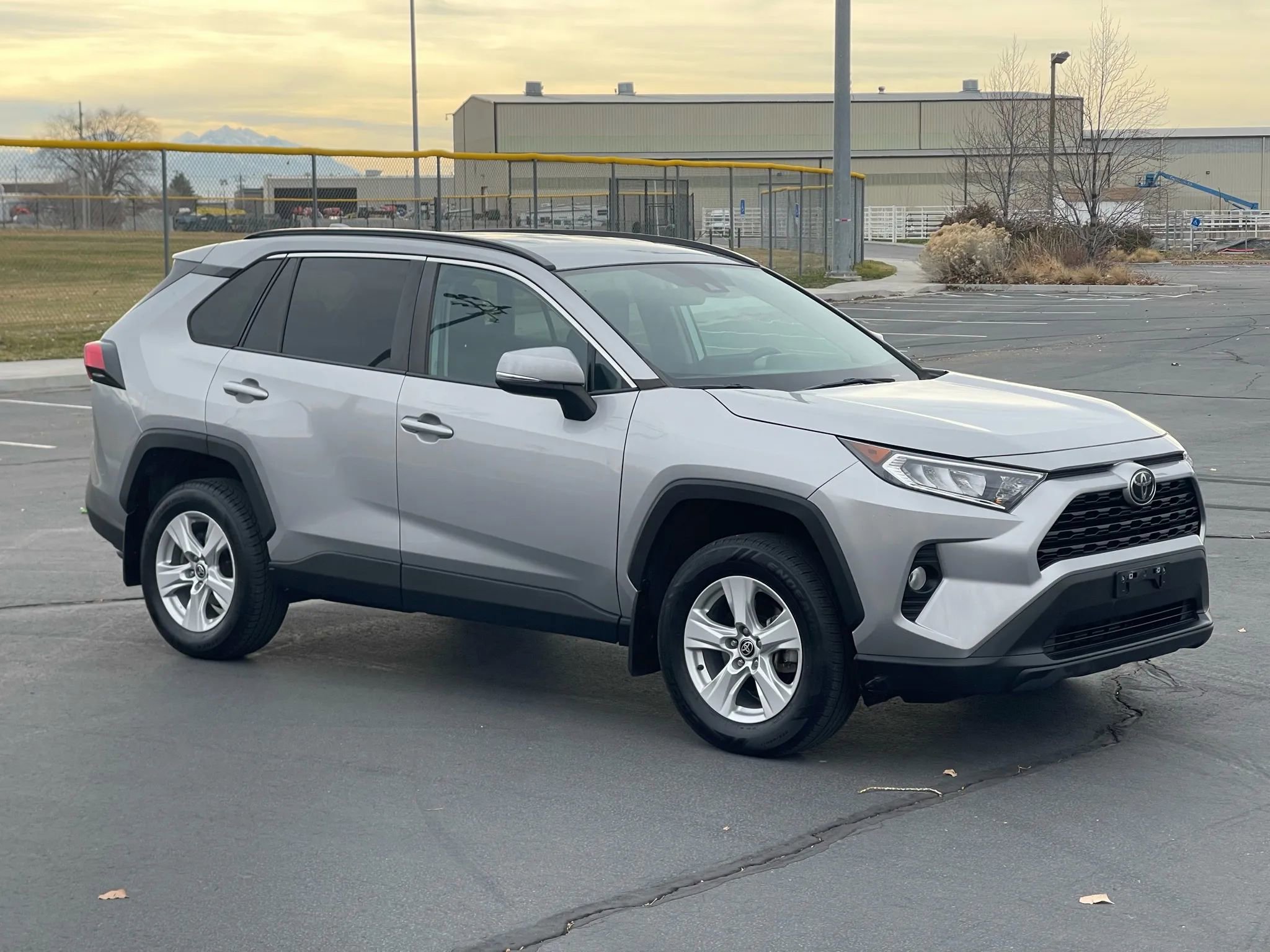 Used 2021 Toyota RAV4 XLE image 10
