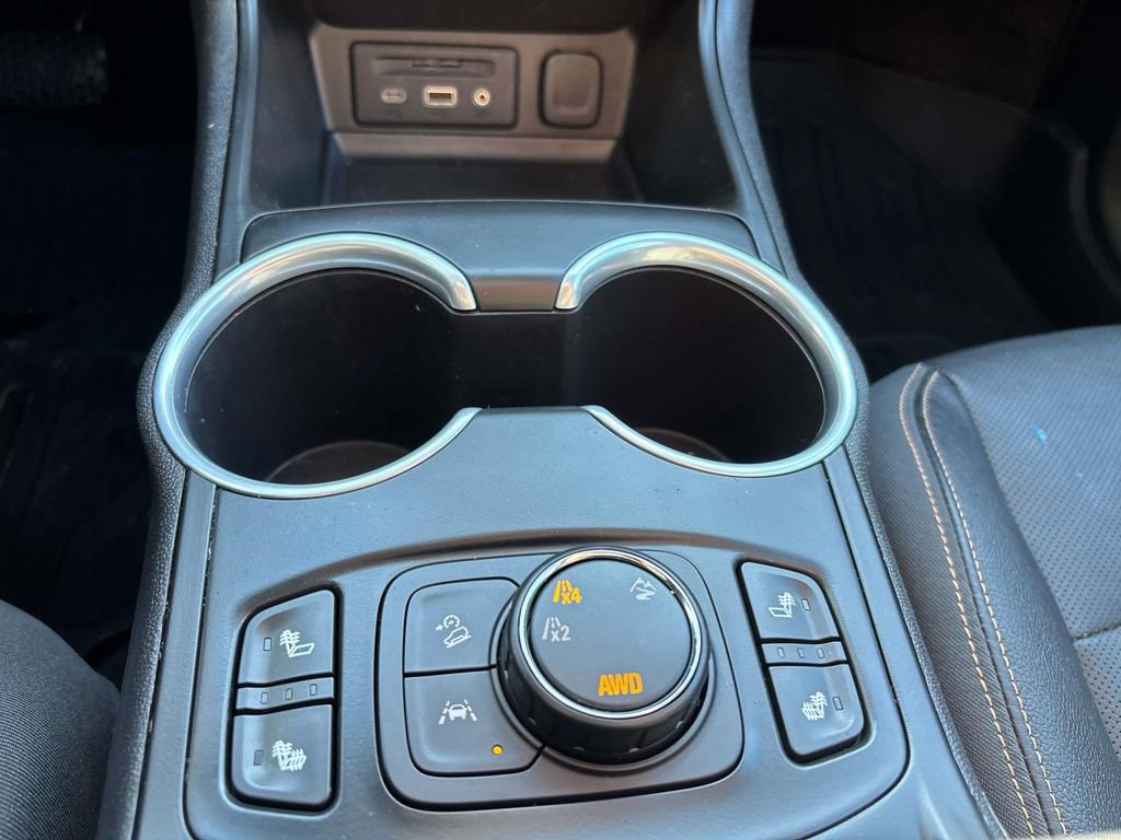 Used 2021 GMC Terrain SLT w/ Infotainment Package II image 23