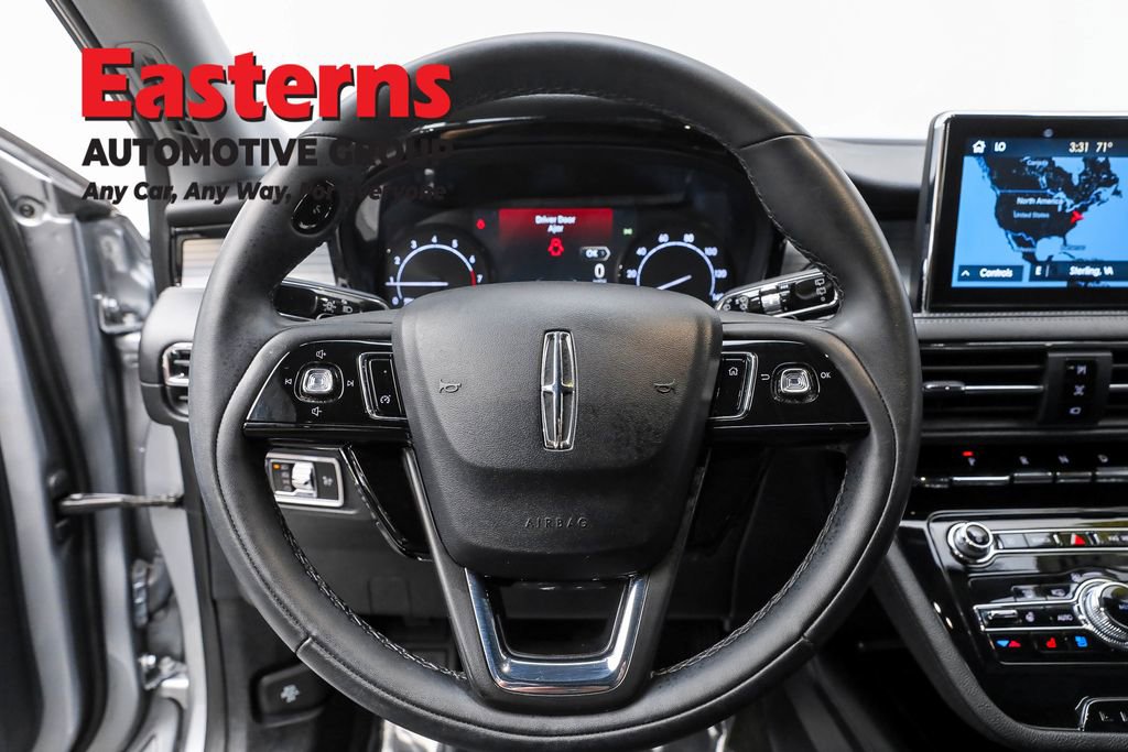 Used 2022 Lincoln Corsair AWD w/ Equipment Group 101A image 10