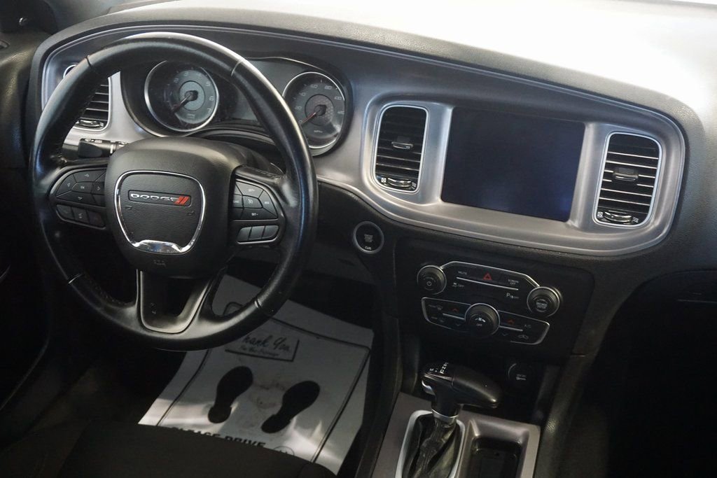 Used 2023 Dodge Charger SXT image 28