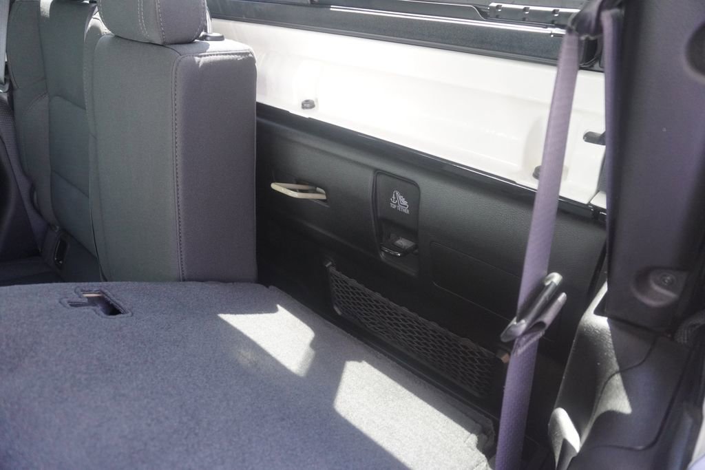 Used 2022 Jeep Gladiator Willys AWD/4WD image 28