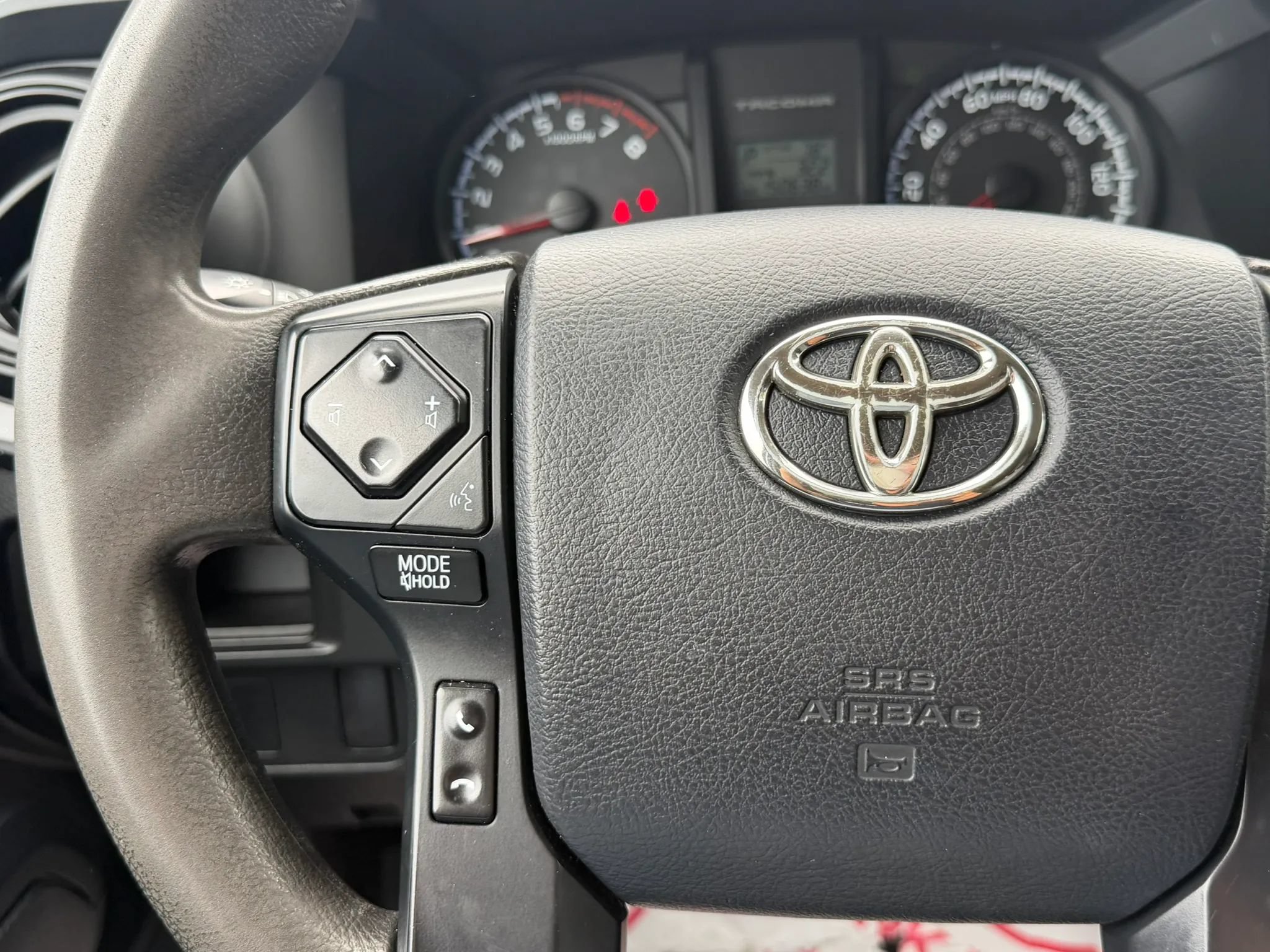 Used 2016 Toyota Tacoma SR RWD image 23