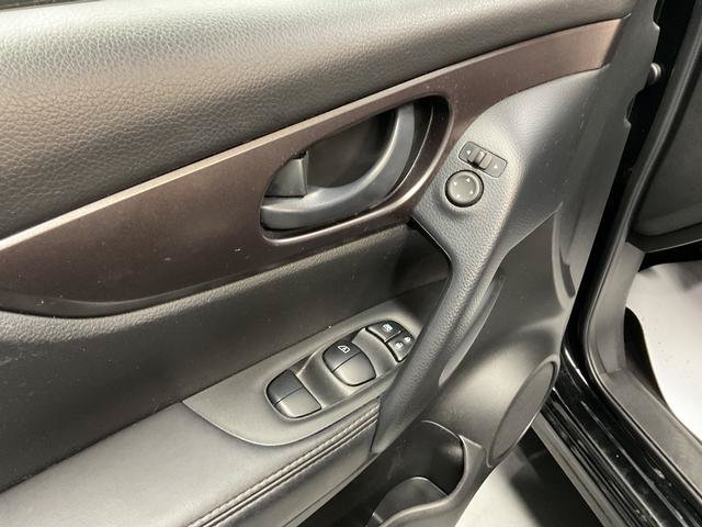 Used 2021 Nissan Rogue Sport S FWD image 12