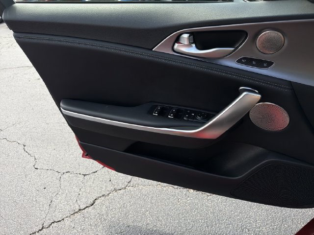Used 2021 Kia Stinger GT2 RWD image 28