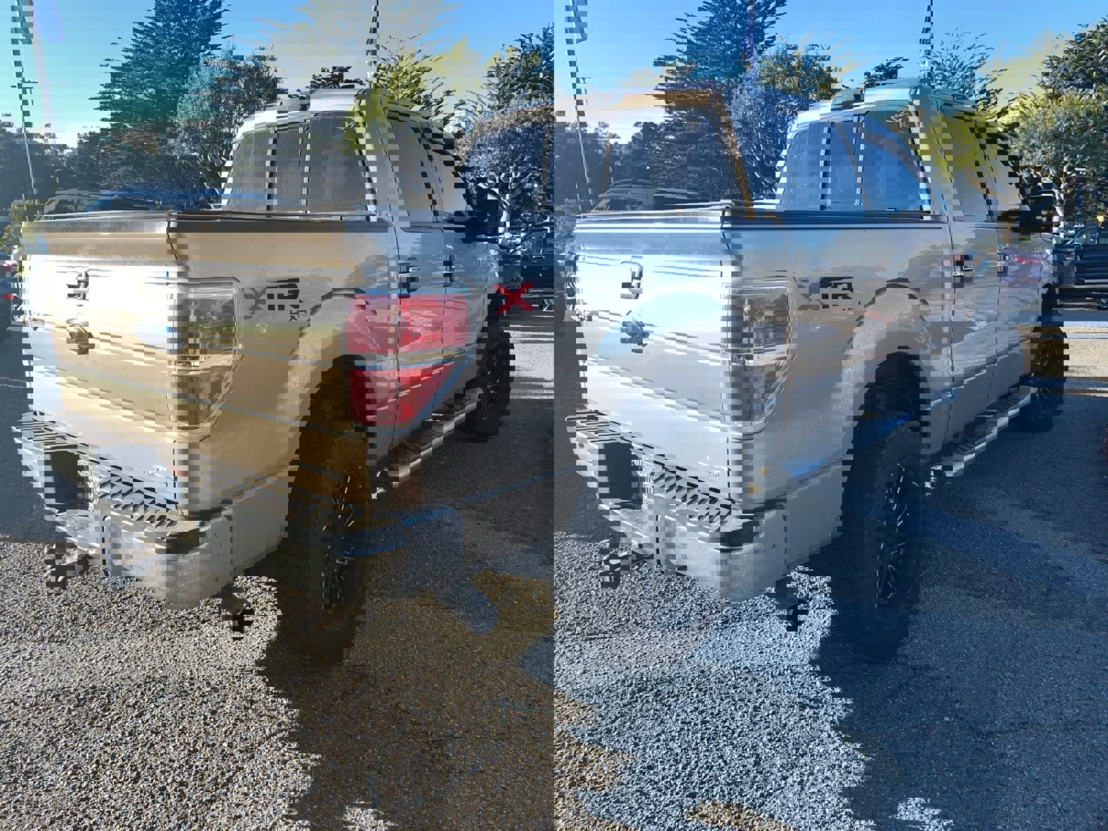 Used 2011 Ford F150 XLT w/ XTR Pkg image 5