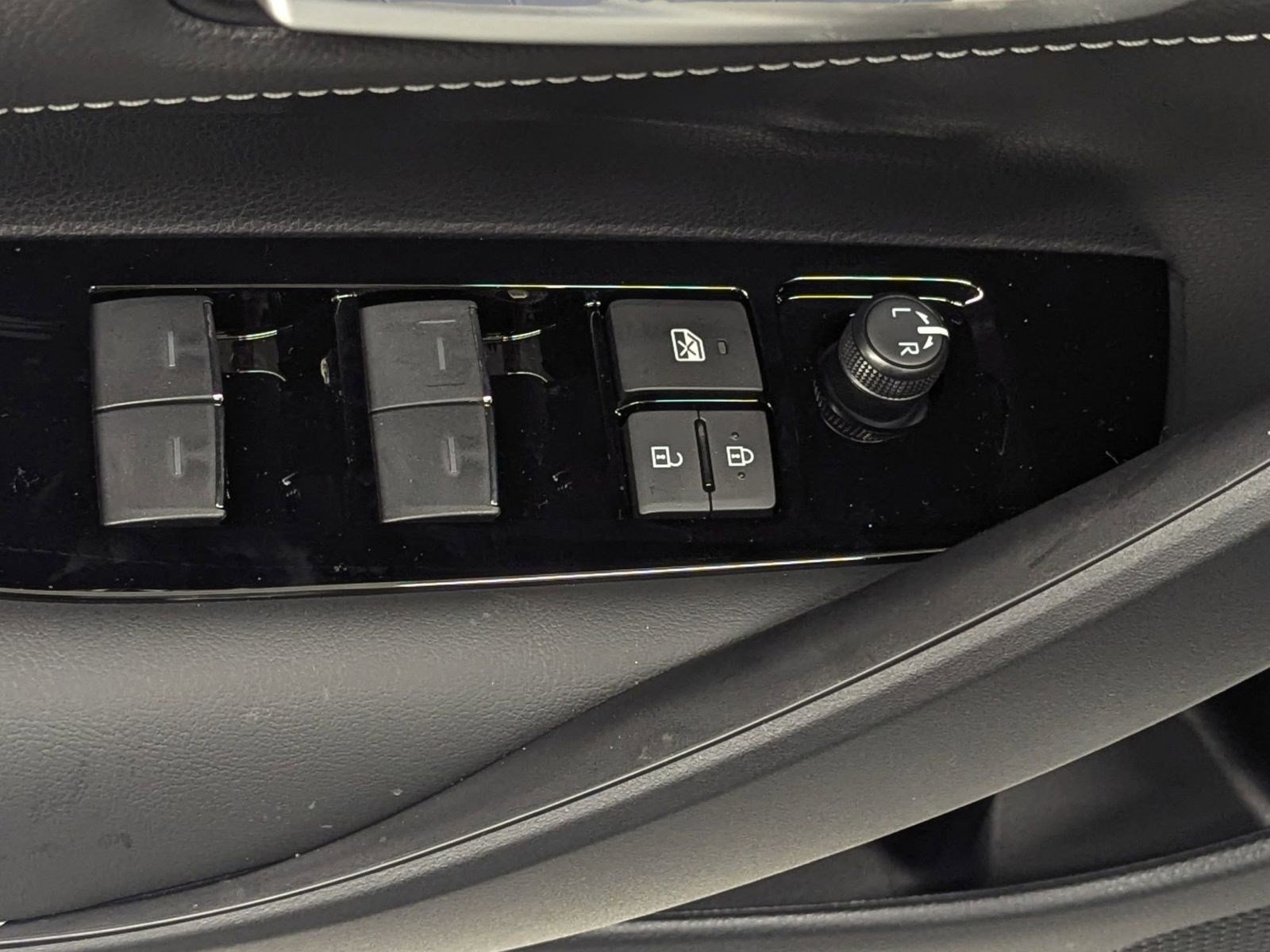 New 2026 Toyota Corolla SE image 17