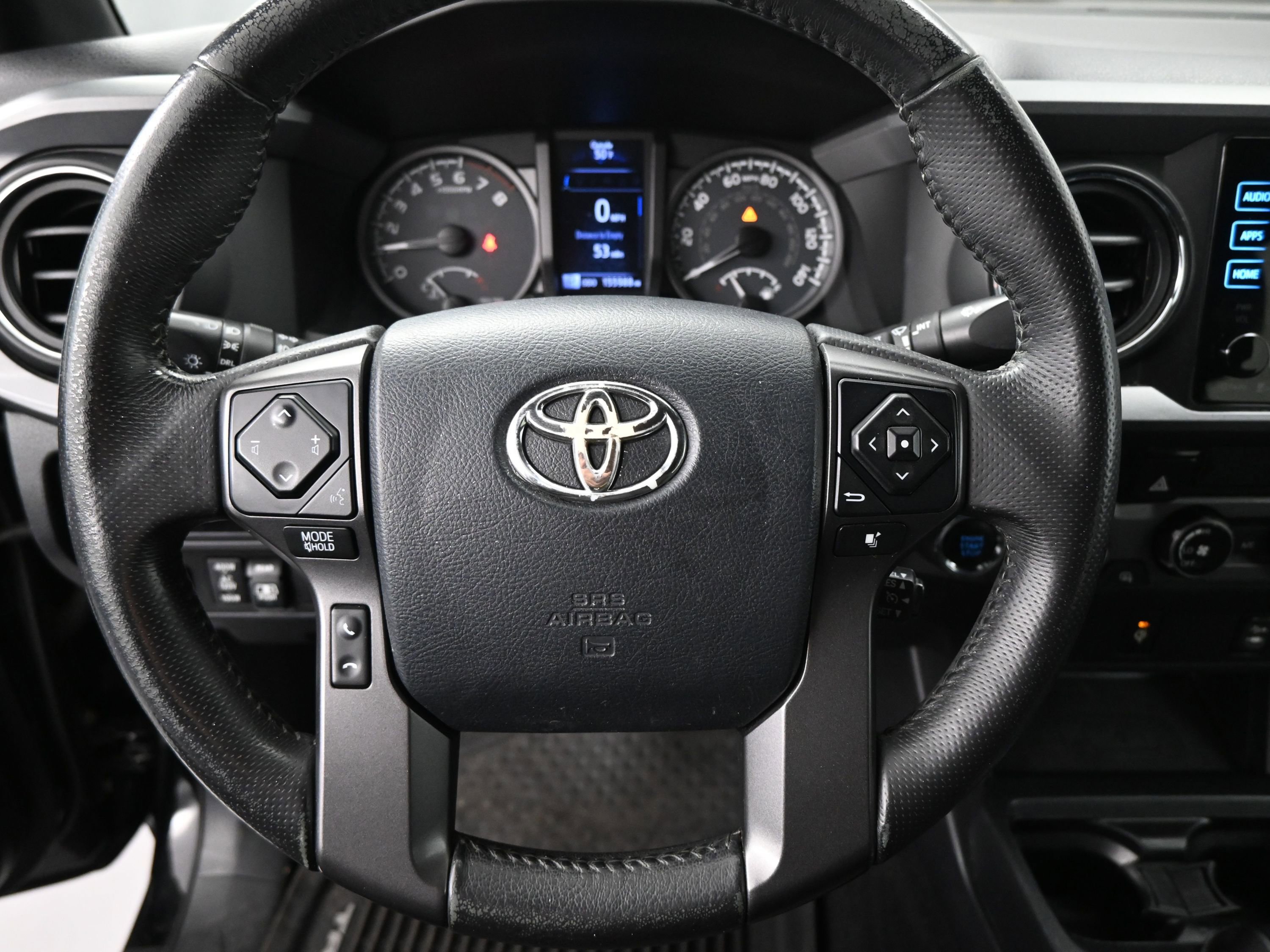 Used 2017 Toyota Tacoma TRD Sport image 11