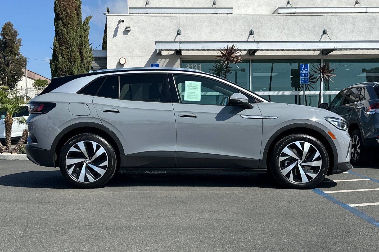 Used 2021 Volkswagen ID.4 Pro S w/ Gradient Package image 3