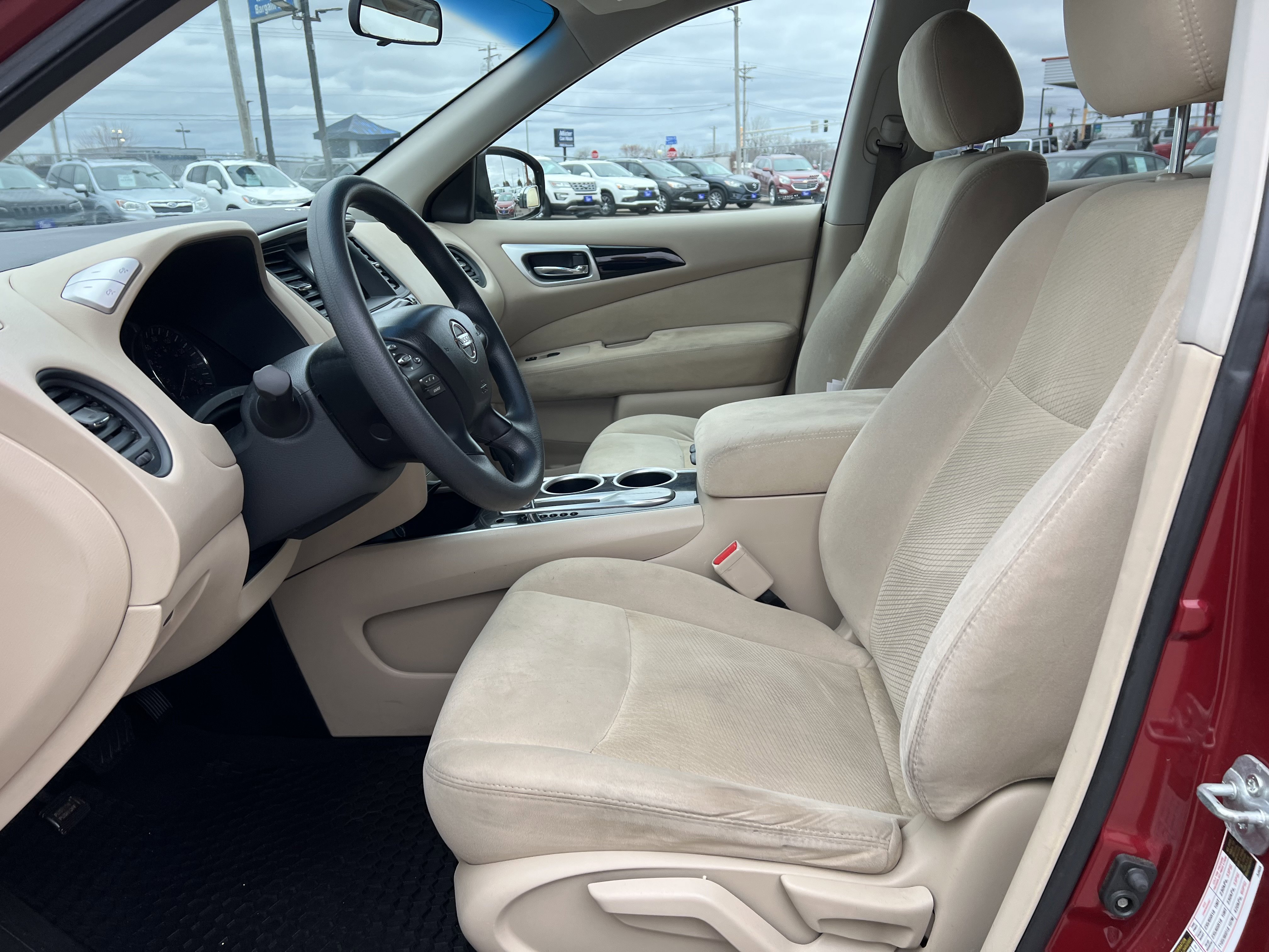 Used 2016 Nissan Pathfinder S image 13