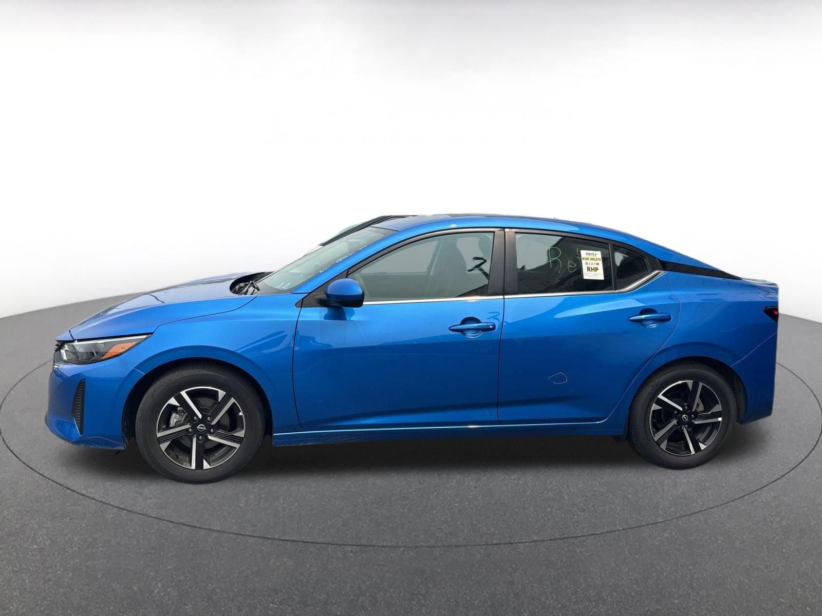 Used 2025 Nissan Sentra SV FWD image 6