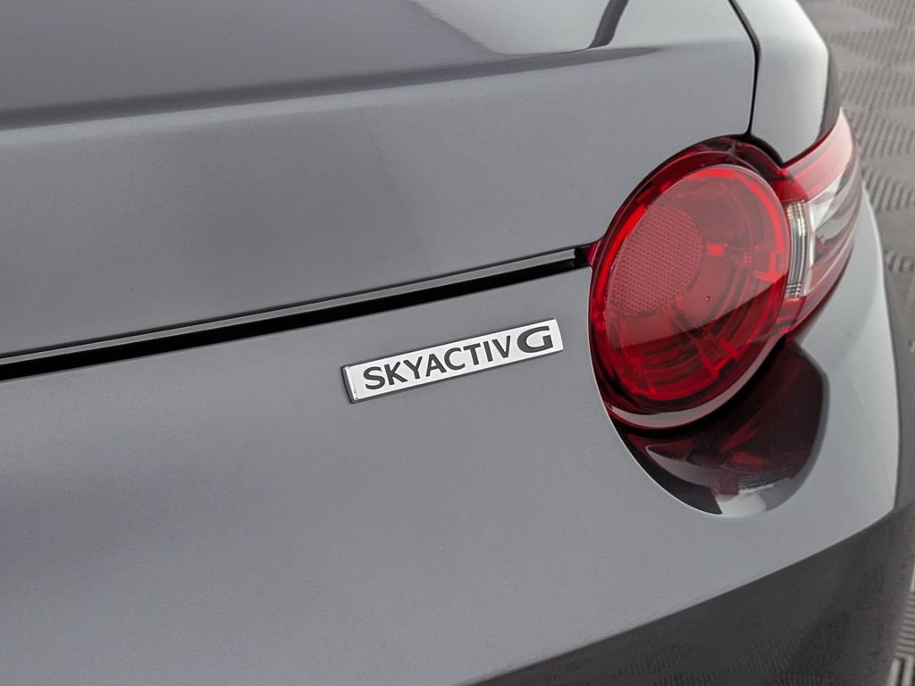 Used 2022 MAZDA MX-5 Miata Grand Touring RWD image 15