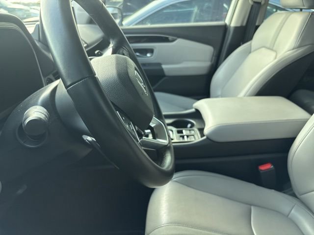 Used 2023 Honda Pilot EX-L image 10