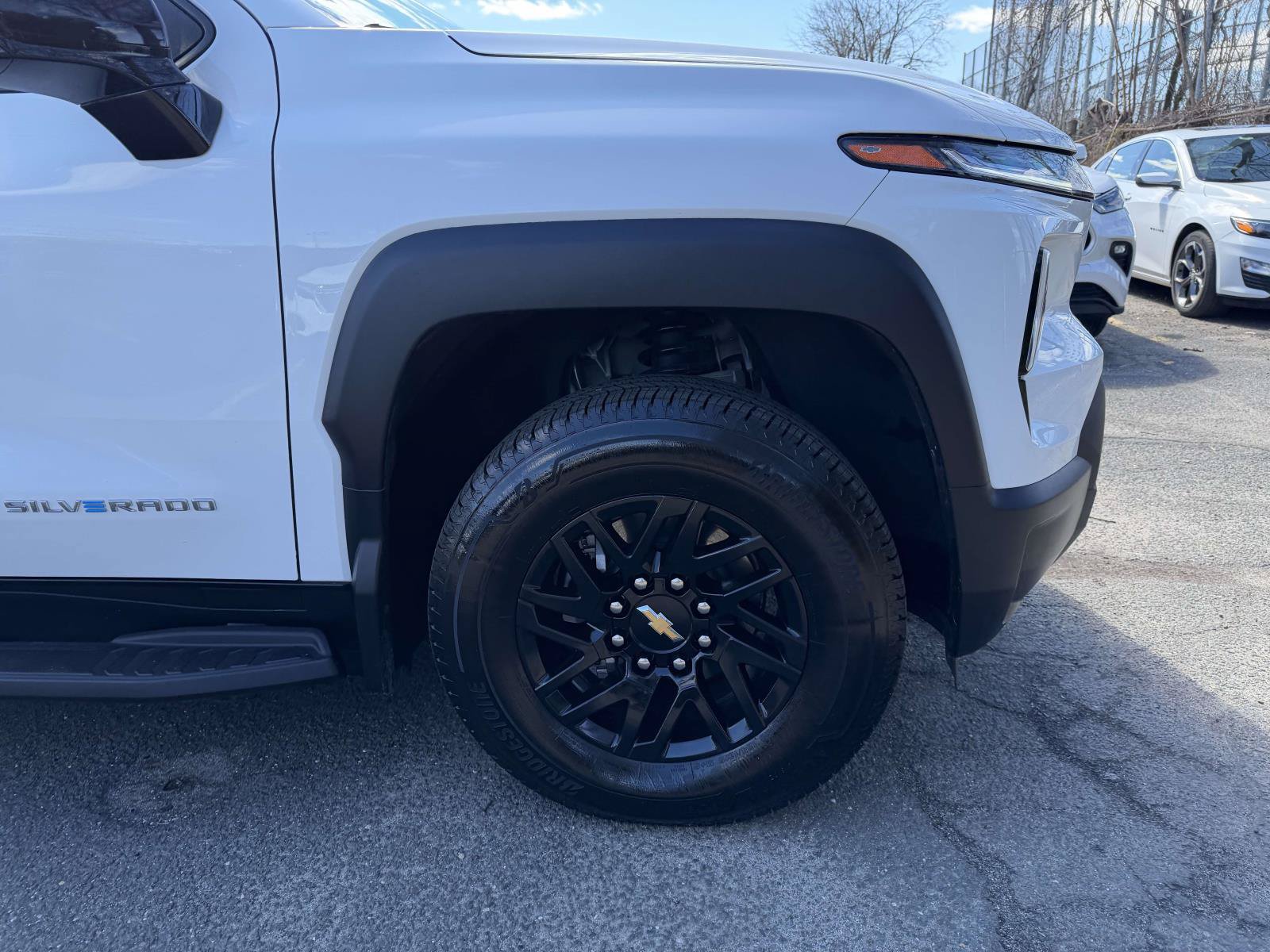 Certified 2024 Chevrolet Silverado EV W/T AWD/4WD image 6