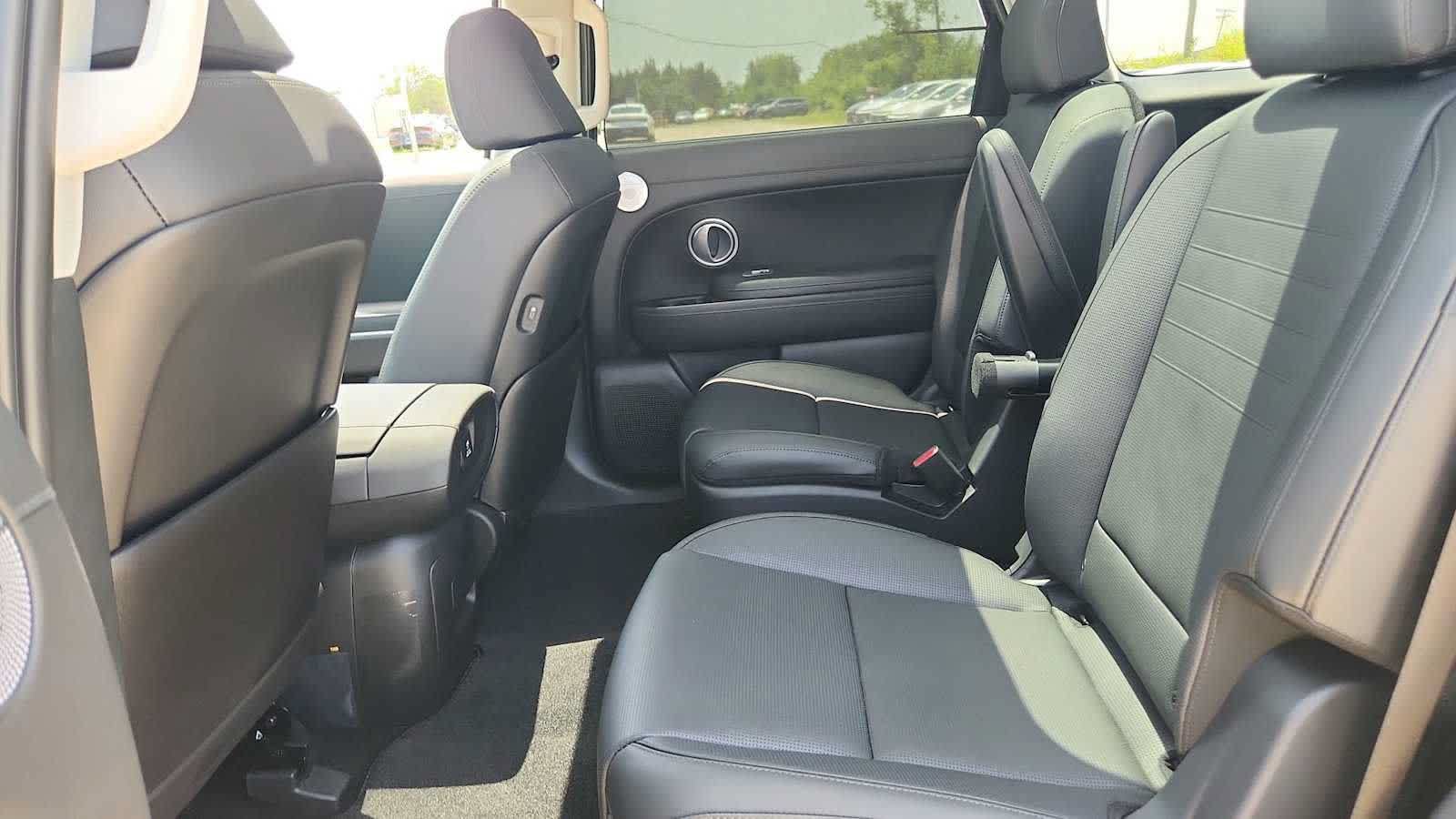 New 2026 Hyundai Palisade Limited FWD image 25