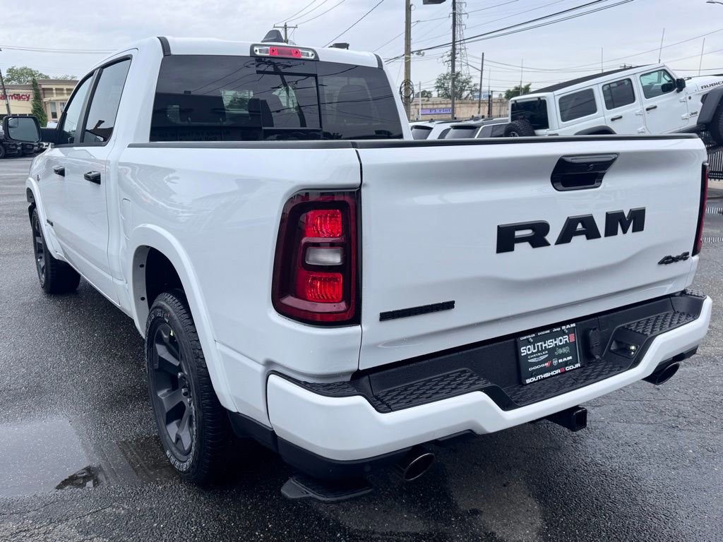 New 2026 RAM 1500 4x4 Crew Cab image 5