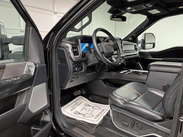Used 2024 Ford F350 Platinum w/ Tremor Off-Road Package AWD/4WD image 20