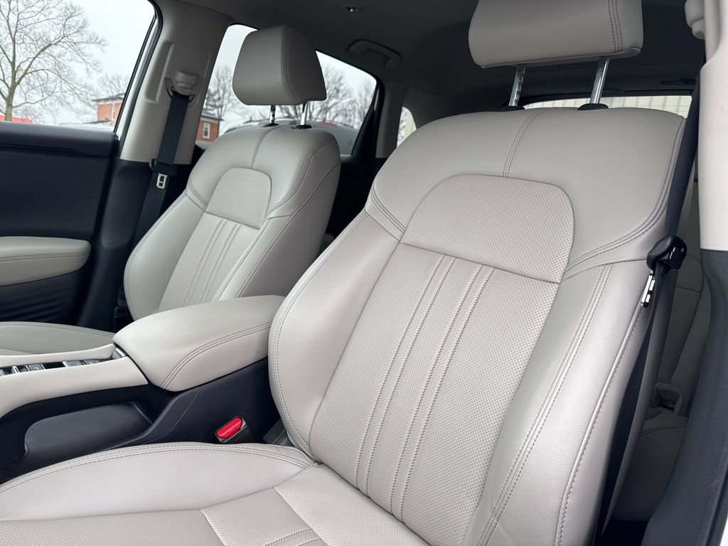Used 2025 Honda HR-V EX-L image 29