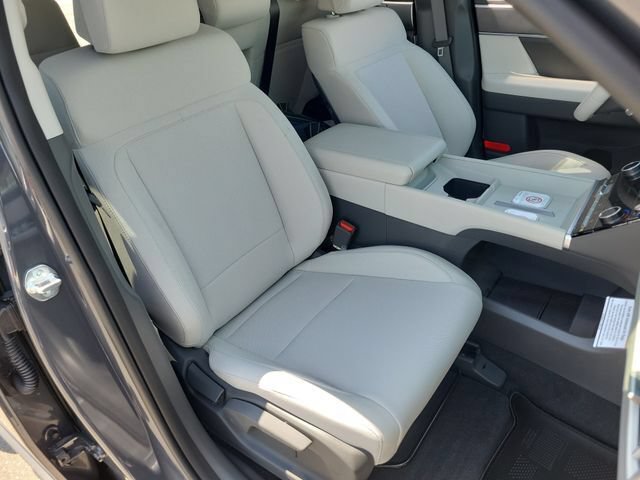 New 2026 Hyundai Santa Fe SE FWD image 21