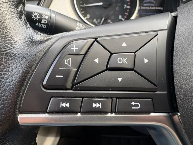 Used 2021 Nissan Rogue Sport SV AWD/4WD image 24