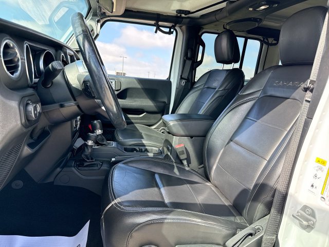 Used 2018 Jeep Wrangler Unlimited Sahara AWD/4WD image 11